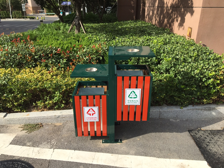 環(huán)衛(wèi)垃圾桶