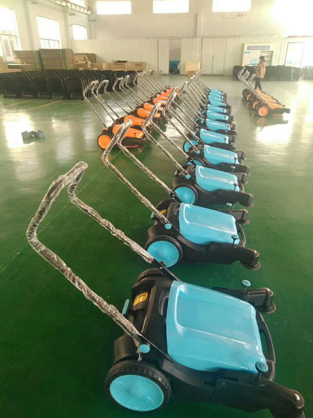 手推式掃地機(jī)